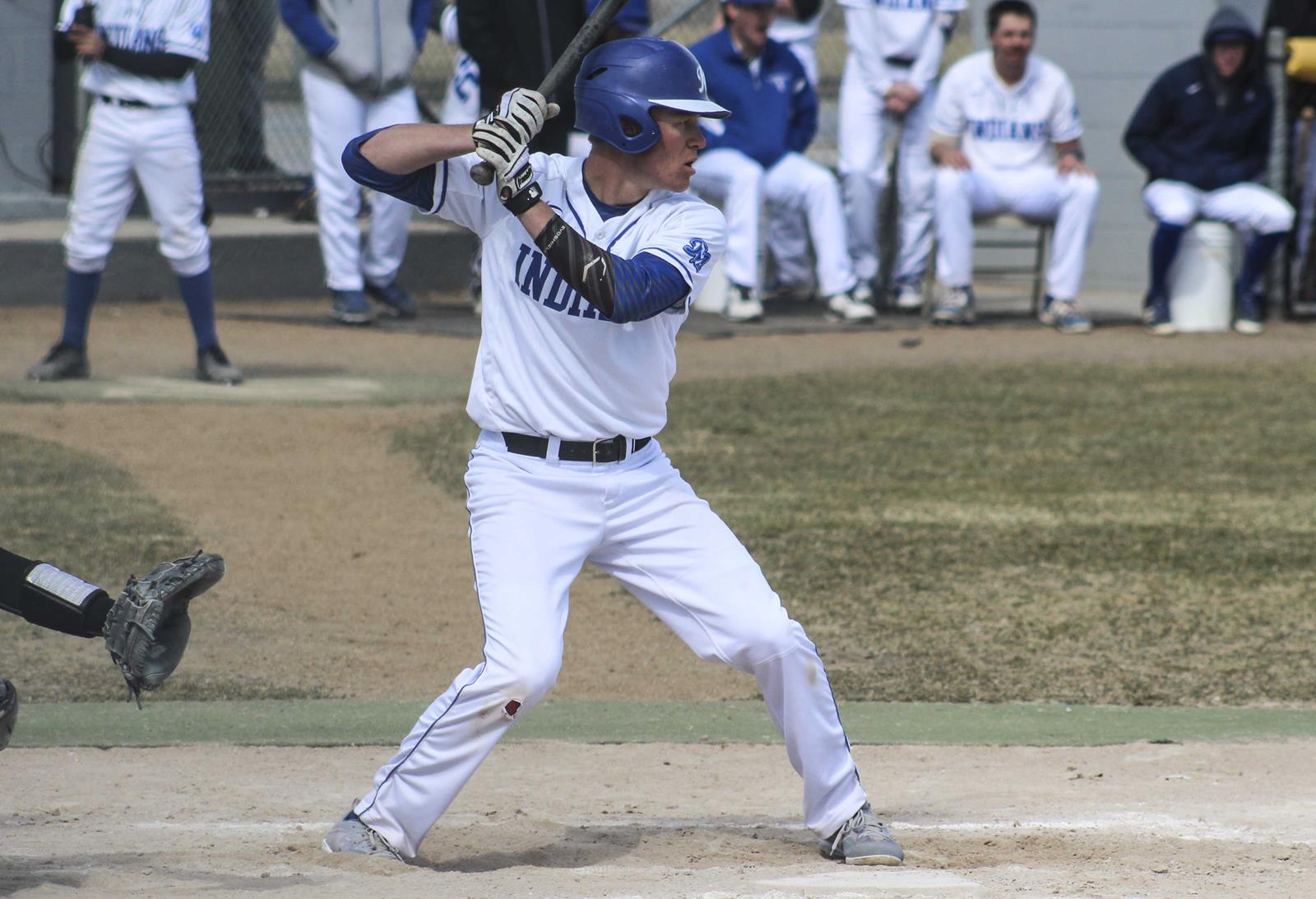 Indians drop doubleheader to Miles CC