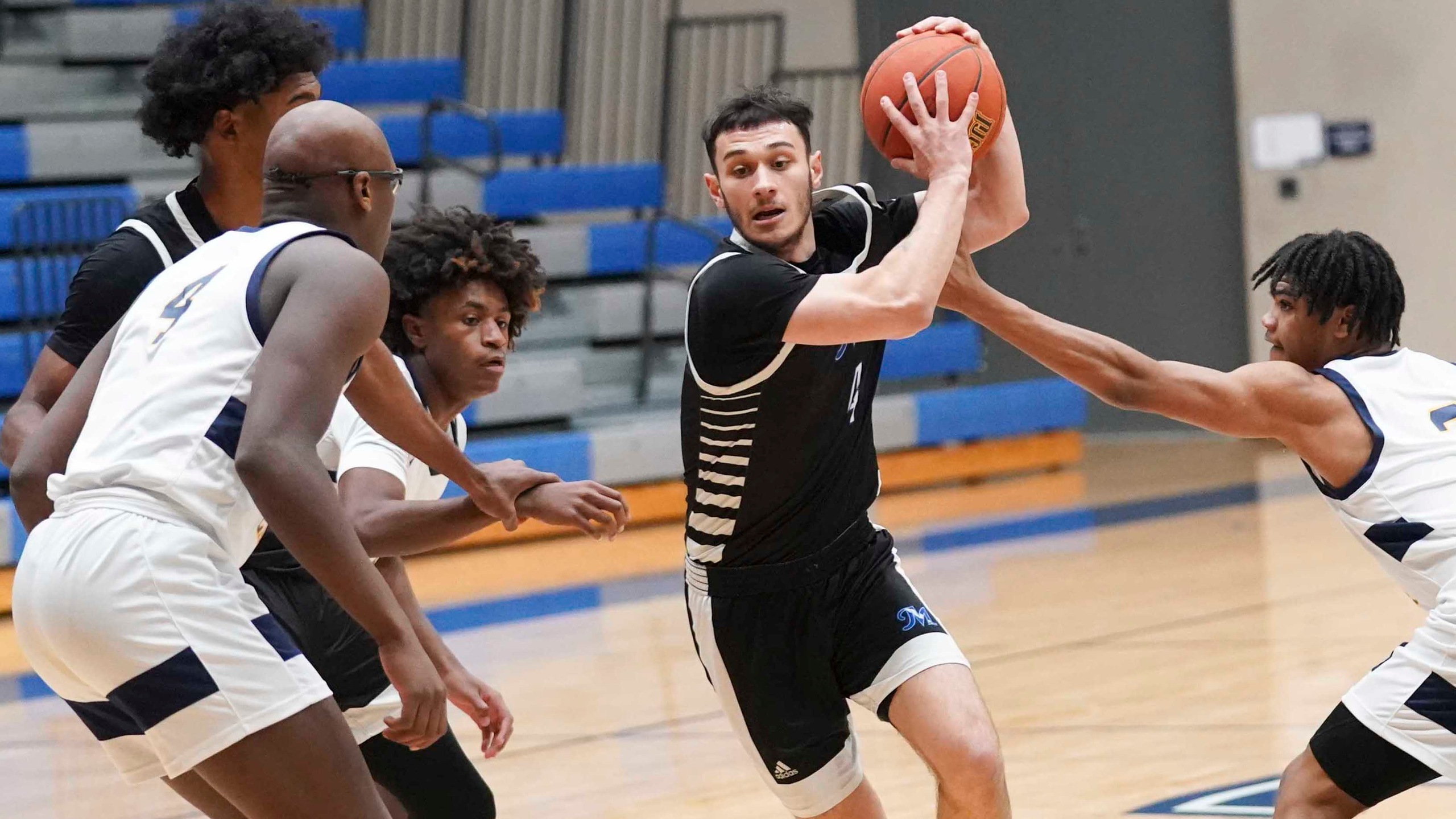Central CC men take control late in 87-76 win over McCook